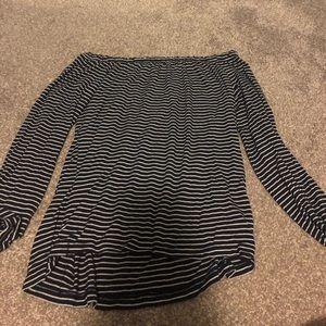 Hollister Off-the-Shoulder Top